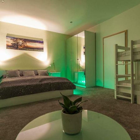 Air-Conditioned Apartment Sancova - Old Town Bratislava Luaran gambar